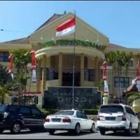 anggota-dprd-ponorogo-akan-pakai-pin-emas-senilai-rp-147-juta