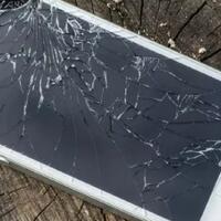 awas-gara-gara-screen-protector-pecah-jempol-orang-ini-hampir-di-amputasi