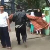 ambulans-puskesmas-tolak-jenazah-dinkes-kota-tangerang-minta-maaf