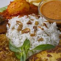 10-tempat-nasi-uduk-betawi-di-jakarta-selatan-yang-rasanya-bikin-khilaf