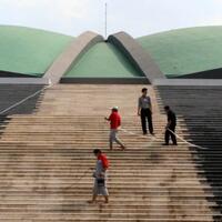 peneliti-leiden-sebut-politikus-ri-didominasi-orang-kaya-ini-risikonya