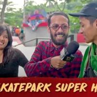 bagi-bagi-uang-ke-skaters-di-taman-sempur-skatepark-bogor