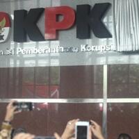 penasihat-kpk-tsani-sebut-firli-bakal-berhadapan-dengan-internal-kpk