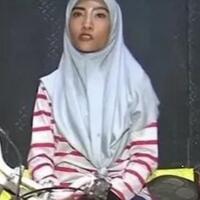 hijabers-penakluk-tong-setan-di-pasar-malam