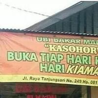 desain-spanduk-beberapa-warung-makan-ini-bikin-ngakak-guling-guling