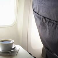 hindari-memesan-teh-dan-kopi-di-pesawat-gan-ini-alasannya