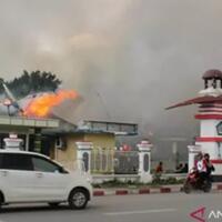 jokowi-33-orang-meninggal-di-wamena-pembunuh-dan-pembakar-sudah-ditangkap