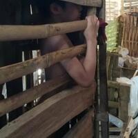 viral-bocah-12-tahun-dikurung-di-kandang-ayam-bahkan-pernah-dikubur-separuh-badan