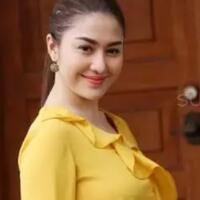bukan-cuman-warkop-quotinem-pelayan-seksiquot-pun-ada-rebornnya
