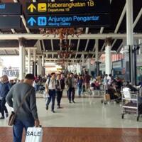 peras-polisi-arab-saudi-8-anggota-polres-bandara-soetta-diamankan