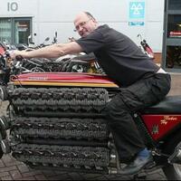 pecahkan-rekor-dunia-motor-kawasaki-bermesin-48-silinder-speechless-lihatnya-gan