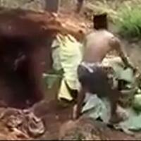 viral-seorang-anak-di-probolinggo-membongkar-makam-ibunya-lalu-dibawa-pulang