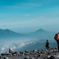 tumbal-dedemit-blank-75-semeru