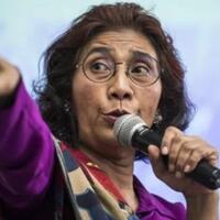 ibu-susi-pudjiastuti-tak-lagi-jadi-mentri-kami-akan-rindu-kata-tegas--tenggelamkan