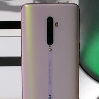 dilengkapi-fitur-anti-shake-oppo-reno2-siap-memanjakan-para-videografer