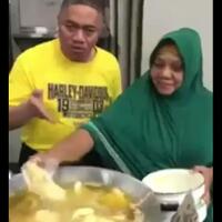 viral-video-menggoreng-pisang-dengan-tangan-kosong-tanpa-spatula-sulap-atau-sihir
