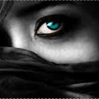 demi-mendapat-sebutan--blue-eyed-white-dragon--wanita-ini-mentato-matanya