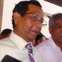 habib-rizieq-tunjukkan-surat--pencekalan--mahfud-suruh-kirim-ke-saya