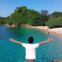 5-destinasi-pantai-paling-instagramable-di-pulau-lombok