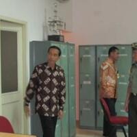 presiden-jokowi-sidak-layanan-bpjs-kesehatan-di-rsud-abdul-moeloek