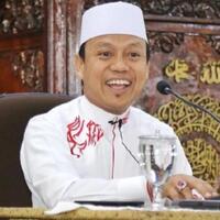 kenalkan-ini-ustaz-yang-viral-ceramah--panitia-hari-kiamat