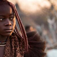 wanita-suku-himba-wanita-terindah-afrika-yang-ternyata-tidak-pernah-mandi