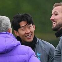 jose-mourinho-tenang-harry-kane-nggak-bakal-jadi-bek-kiri