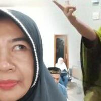 ningsih-tinampi-membuktikan-masyarakat-indonesia-tak-bisa-lepas-dari-mistis