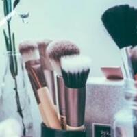 waktu-yang-tepat-untuk-mengganti-makeup-brush