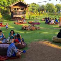bisa-liburan-ke-bali-gratis-cuma-dengan-subscribe-podcast-ngobrol-pegipegi