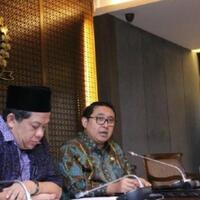 fadli-zon-raih-champion-of-corruption-awards-fahri-hamzah-colek-kpk