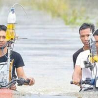 anti-mainstream-motor-bisa-jalan-di-sungai