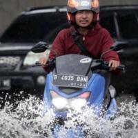 dikepung-banjir-pdip-karena-anies-fokus-ke-program-beautifikasi-dan-pencitraan