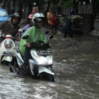 motor-habis-nerobos-banjir-coba-langsung-cek-komponen-ini-gan