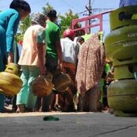 elpiji-3-kg-naik-jadi-rp-35000-orang-miskin-bagaimana