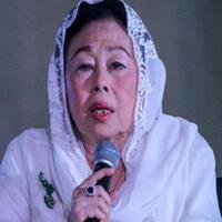 sinta-nuriyah-jilbab-tak-wajib-bagi-perempuan-muslim