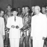 kisah-tony-wen-kepercayaan-soekarno-yang-selundupkan-candu-demi-negara