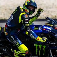 petronas-yamaha-tak-tertarik-dengan-valentino-rossi