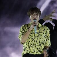 konser-paling-gemas-memang-cuman-ada-di-park-jihoon-fancon-asia-tour