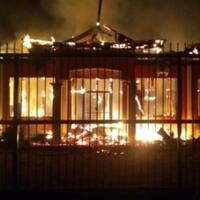 tak-siap-hadapi-audit-kades-di-tasik-dan-kakaknya-bakar-kantor-desa