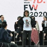 esports-fashion-curi-perhatian-indonesia-fashion-week-2020