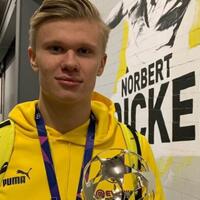 erling-haaland-lebih-tajam-dari-16-klub-di-liga-champion-termasuk-barcelona