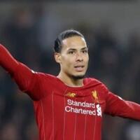pantes-gak-virgil-van-dijk-jadi-bek-bergaji-tertinggi-di-dunia