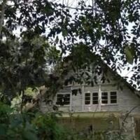 horor-di-villa-puncak-sosok-ini-selalu-mengganggu-manusia