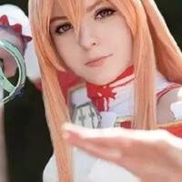 cantik--imut-gadis-rusia-bergaya-ala-asuna-dari-sword-art-online