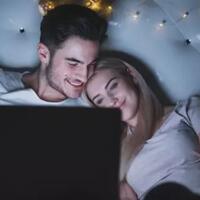 wfh-ini-saatnya-lo-habiskan-waktu-berdua-dengan-pasanganmu