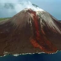 suara-dentuman-dan-erupsi-gunung-anak-krakatau-pandangan-alam-gaib