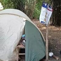 pemudik-ini-isolasi-diri-ala--kemping--di-tepi-sungai-klaten