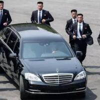 mobil-mewah-jong-un-ada-toiletnya-gan