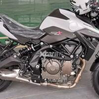 inilah-motor-benelli-yang-tampangnya-mirip-dajal